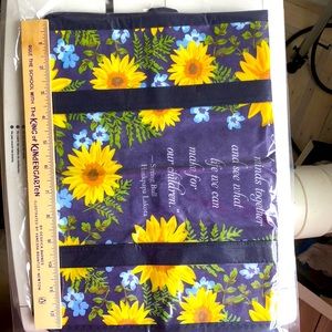 Shopping/ tote bag with wise quotation